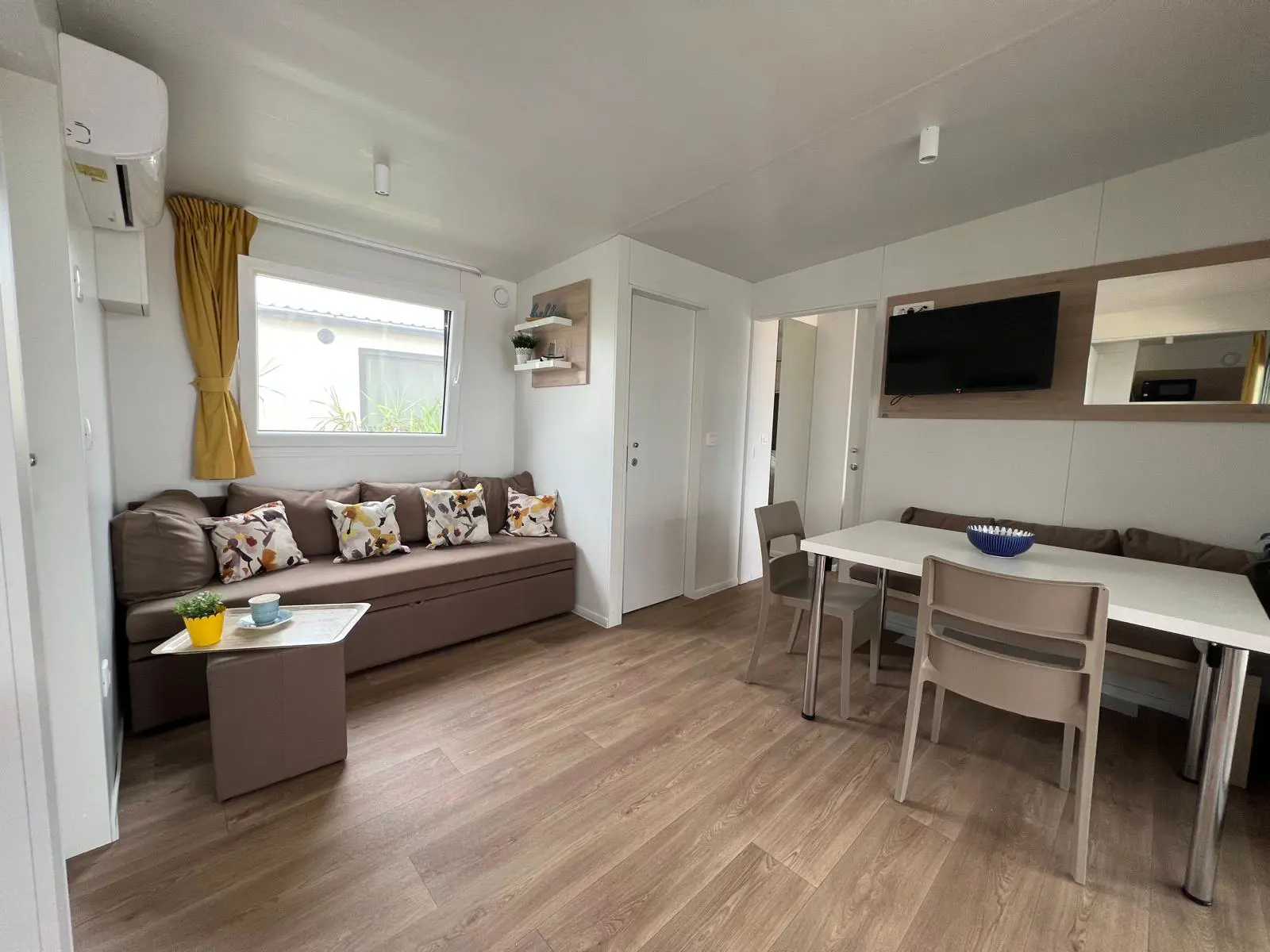 LunaBay SpiritoS Mobile Home 6